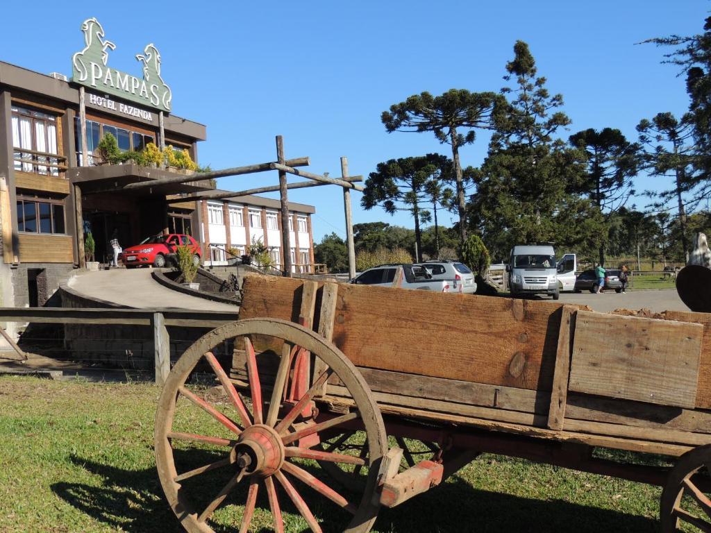 Hotel Fazenda Pampas カネラ エクステリア 写真