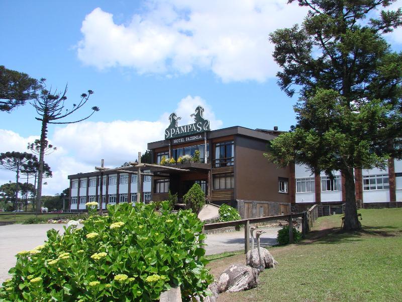 Hotel Fazenda Pampas カネラ エクステリア 写真